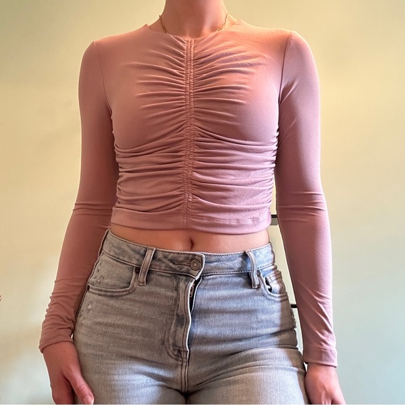 Dynamite Ruched Long-Sleeve Cropped Top - Picture 1 of 7